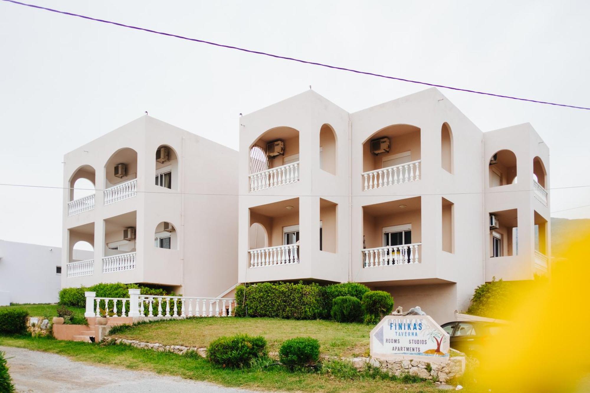 Finikas Apartments 플라키아스 외부 사진